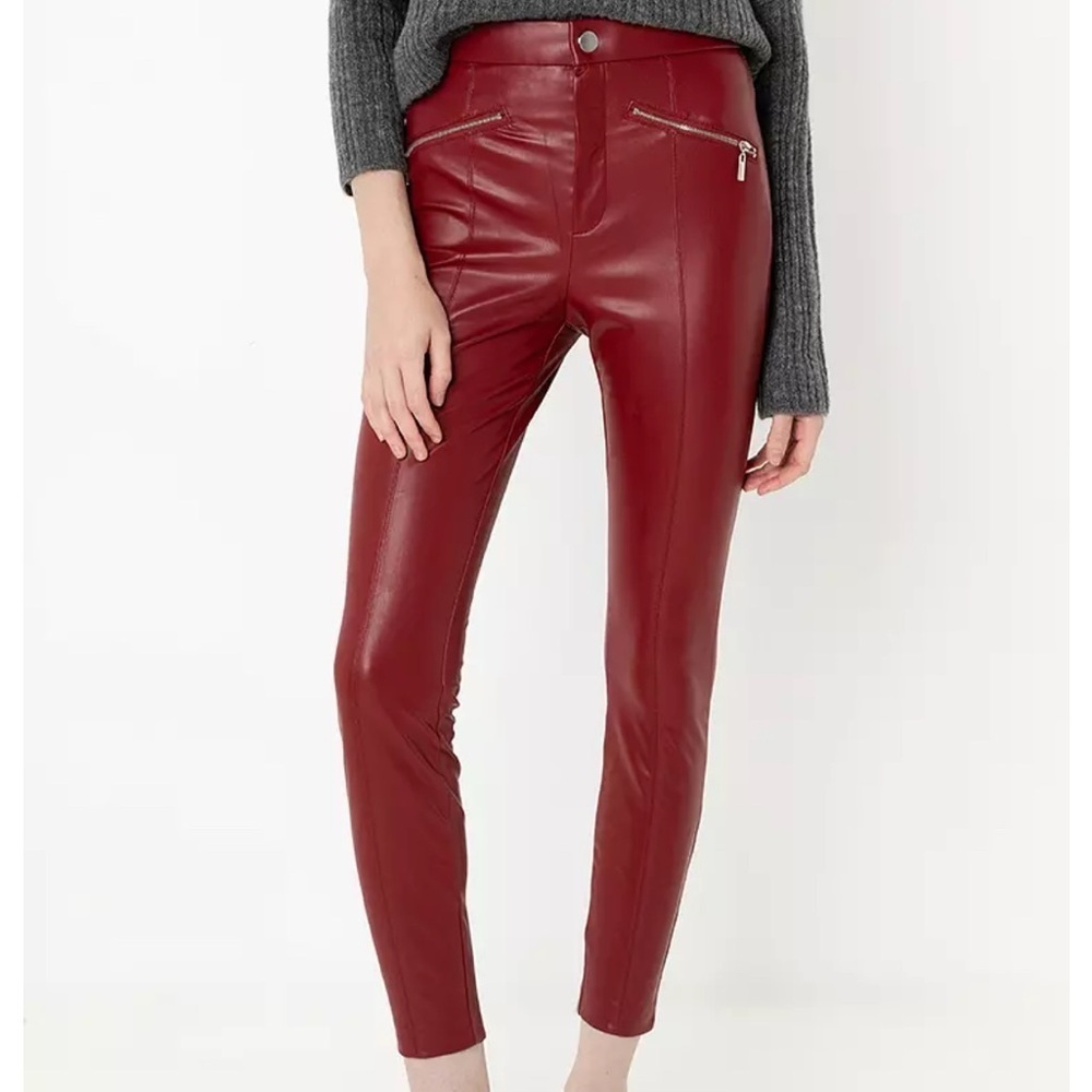Zara Women's Burgundy Leather Skinny Pants. XS